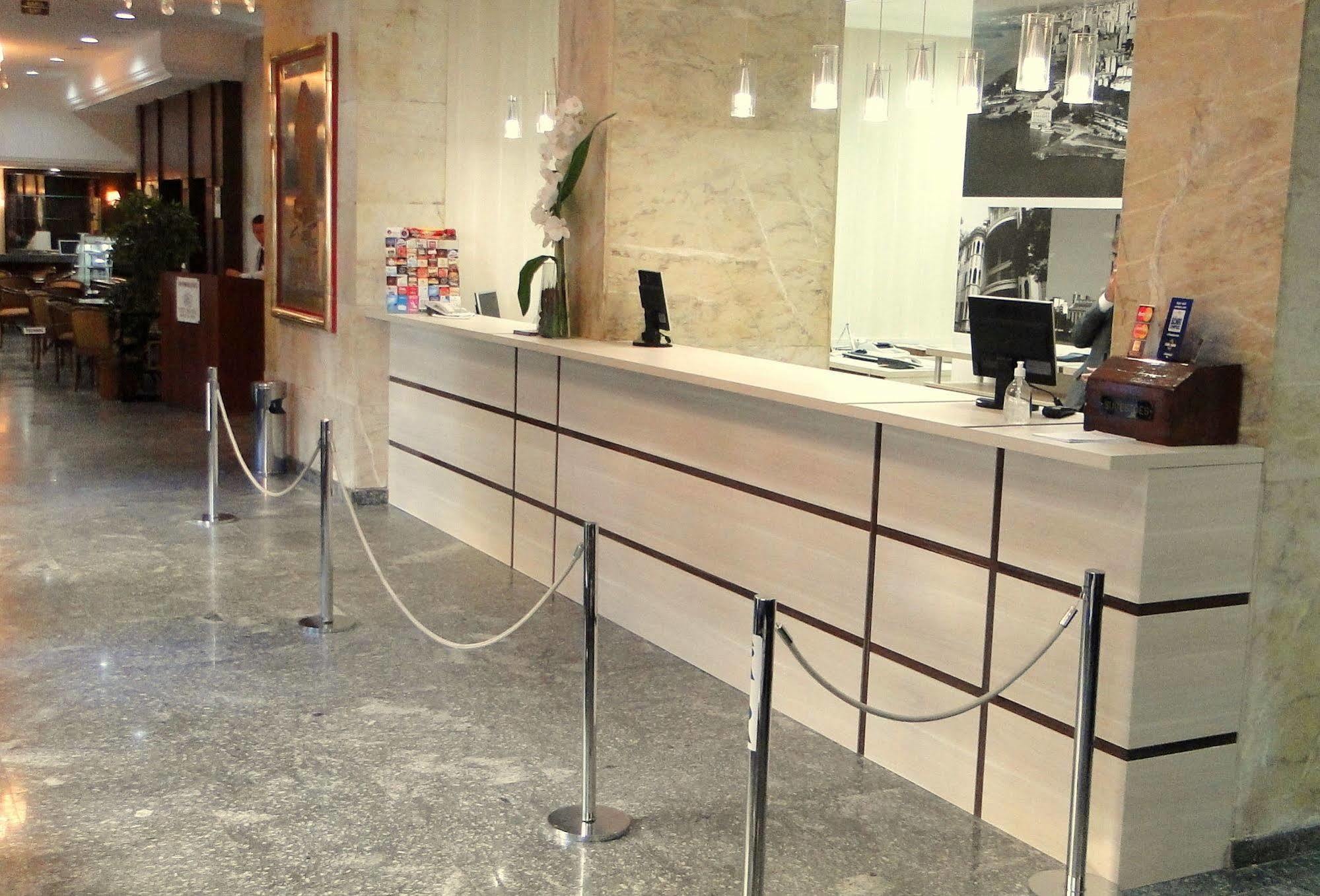 City Hotel Porto Alegre Ngoại thất bức ảnh